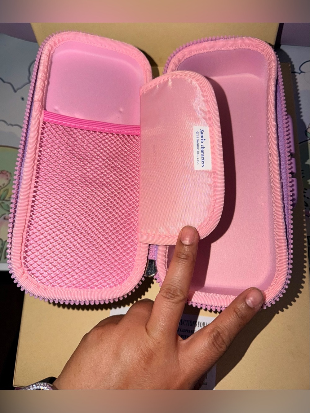 🔒NWOT Kuromi Pastel Character Pencil Case - Picture 5 of 6